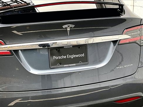 Used 2020 Tesla Model X Long Range image 33