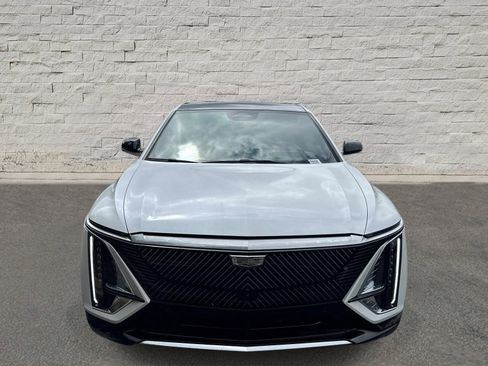 Used 2024 Cadillac Lyriq Tech w/ Driver Assist Package RWD image 8