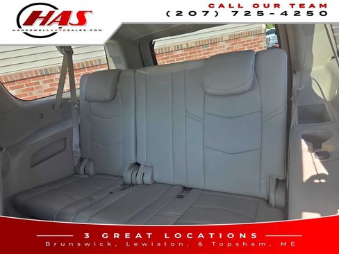 Used 2020 Cadillac Escalade ESV Premium Luxury AWD/4WD image 9
