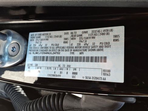 Certified 2022 Lincoln Corsair AWD w/ Premium Package image 31