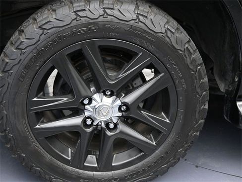 Used 2015 Lexus LX 570 4WD image 9