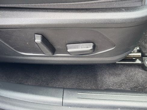 Used 2023 Hyundai Tucson Limited image 15