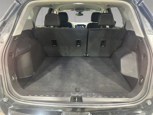 Used 2024 GMC Terrain SLE image 19