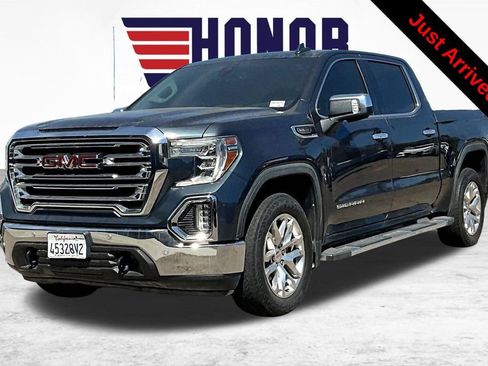 Used 2019 GMC Sierra 1500 SLT w/ SLT Premium Plus Package AWD/4WD image 2