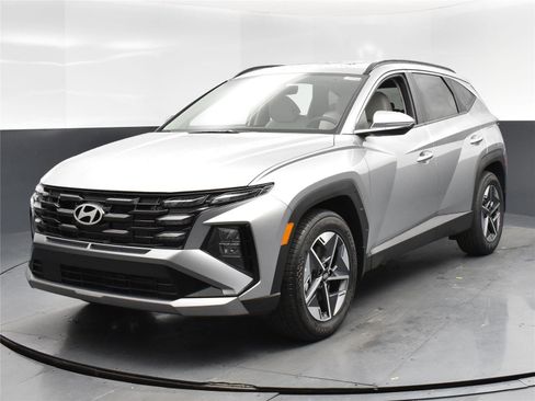 Used 2025 Hyundai Tucson SEL image 12