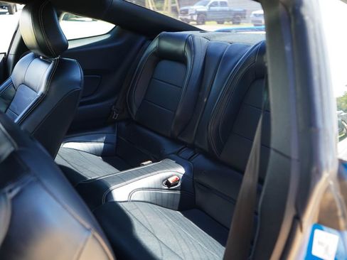 Used 2019 Ford Mustang Coupe w/ Ecoboost Performance Package RWD image 9