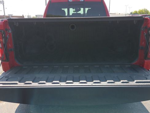 Used 2025 RAM 1500 Big Horn AWD/4WD image 24