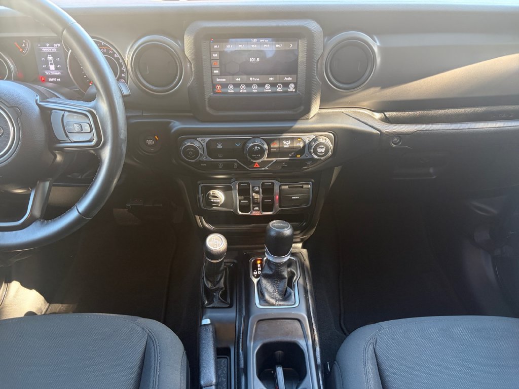 Used 2022 Jeep Gladiator Sport AWD/4WD image 11