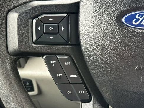 Used 2020 Ford F150 XLT image 35