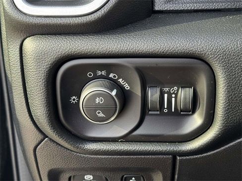 Used 2021 RAM 1500 Laramie w/ Sport Appearance Package image 8