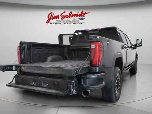 Used 2024 GMC Sierra 2500 Denali Ultimate AWD/4WD image 40