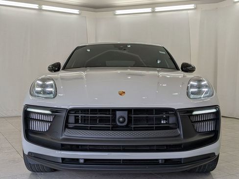 Used 2023 Porsche Macan GTS AWD/4WD image 3