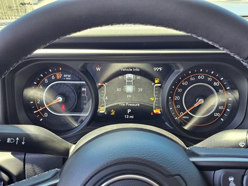 New 2026 Jeep Gladiator Mojave AWD/4WD image 11