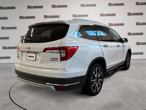 Used 2022 Honda Pilot Touring image 5
