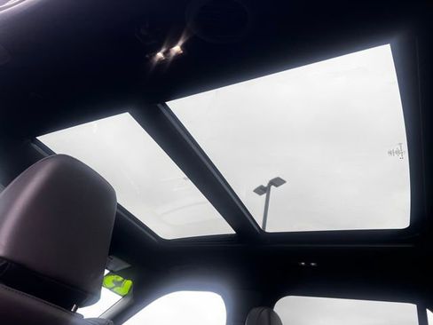 Used 2025 Ford Explorer Platinum w/ LUX Leather Package image 17