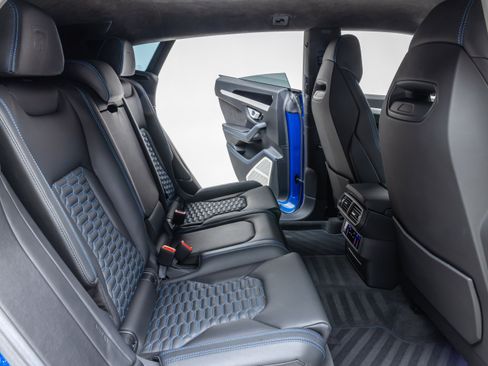 Used 2019 Lamborghini Urus image 62