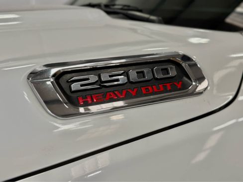 Used 2024 RAM 2500 Big Horn w/ Off Road Package image 8