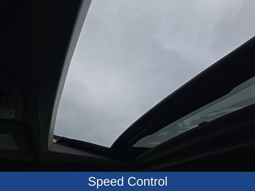 Used 2015 Toyota Sienna SE Premium FWD image 9
