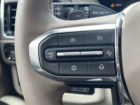 New 2026 GMC Yukon XL Denali w/ Denali Reserve Package image 30