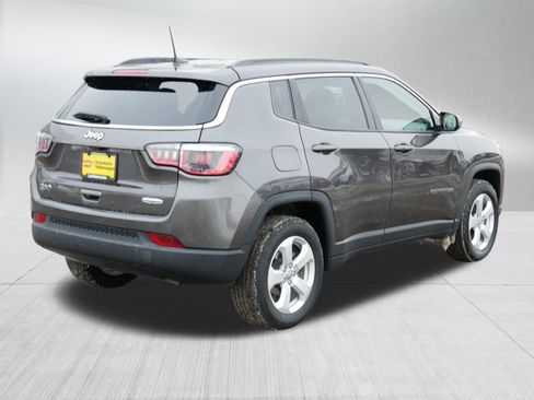 Used 2020 Jeep Compass Latitude w/ Cold Weather Group image 7