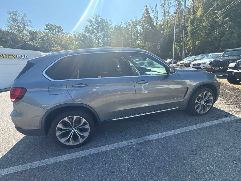 Used 2016 BMW X5 xDrive50i AWD/4WD image 2