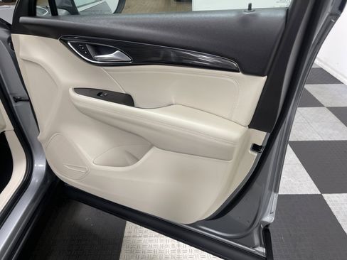 Used 2023 Buick Envision Preferred image 25