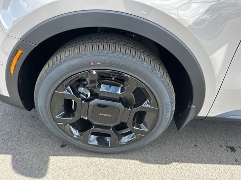 New 2025 Kia Sorento SX Prestige w/ Olive Brown Leather Package image 47