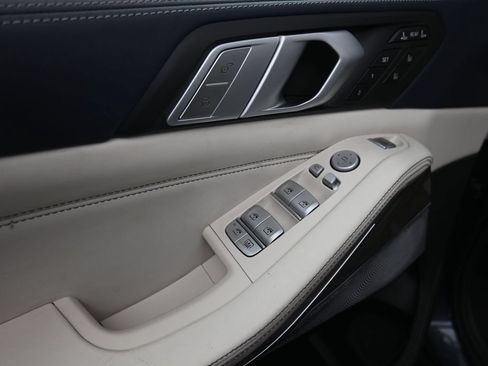 Used 2019 BMW X7 xDrive50i AWD/4WD image 9