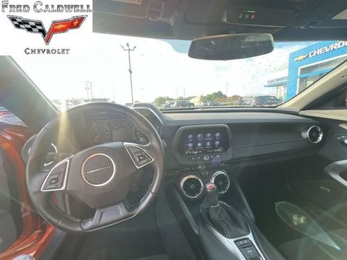 Used 2023 Chevrolet Camaro LT w/ Technology Package RWD image 10