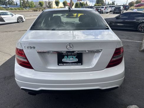 Used 2014 Mercedes-Benz C 250 Sedan image 5