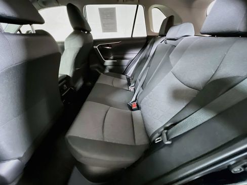 Certified 2025 Toyota RAV4 XLE AWD/4WD image 21