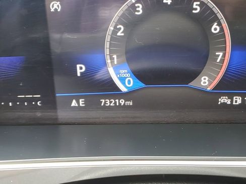 Used 2022 Volkswagen Tiguan SE FWD image 25