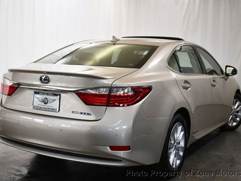 Used 2013 Lexus ES 300h image 12