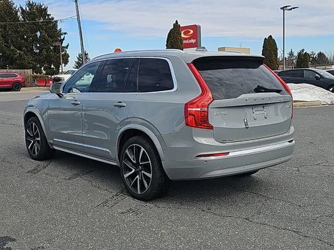 Used 2025 Volvo XC90 B6 Plus image 14