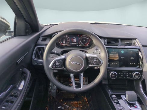 Used 2024 Jaguar E-PACE R-Dynamic SE AWD/4WD image 17