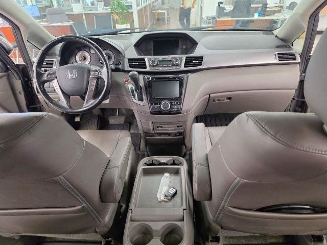 Used 2014 Honda Odyssey Touring image 10