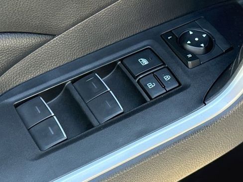 Used 2022 Toyota RAV4 XLE image 20