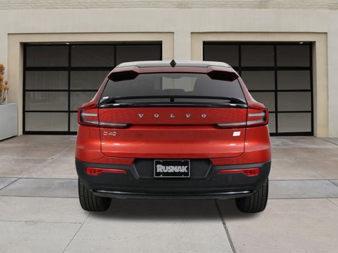 Certified 2023 Volvo C40 P8 Recharge Plus w/ Climate Package image 5