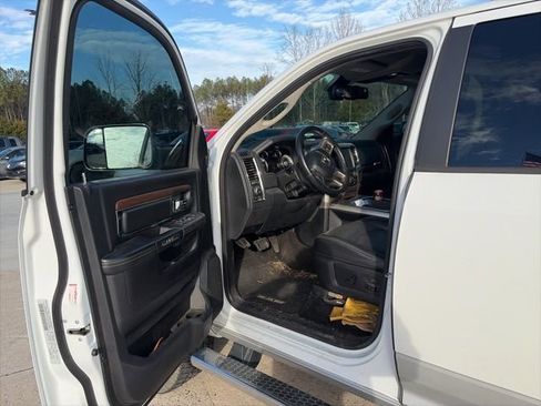 Used 2016 RAM 2500 Laramie image 17