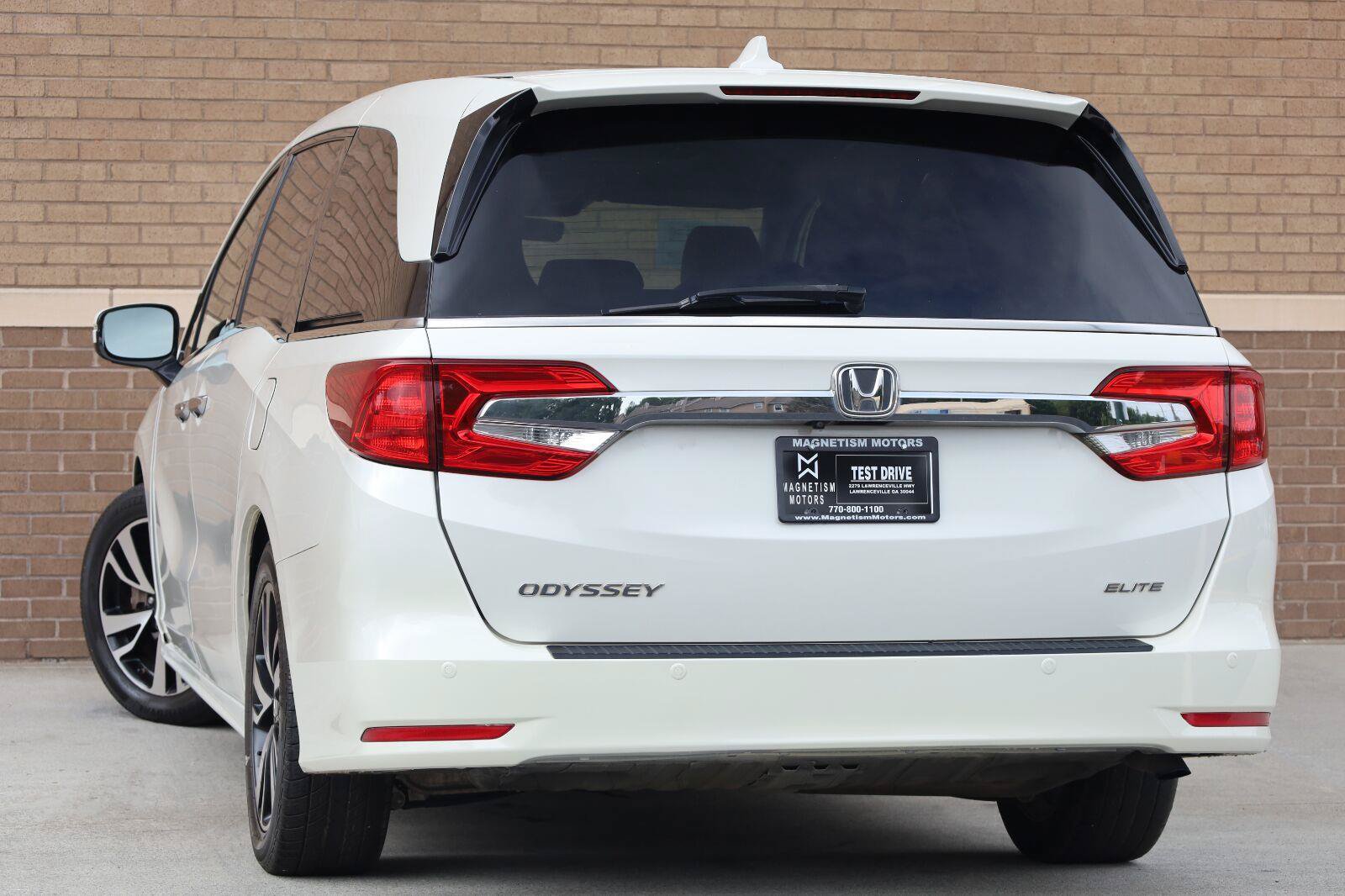 Used 2019 Honda Odyssey Elite image 9