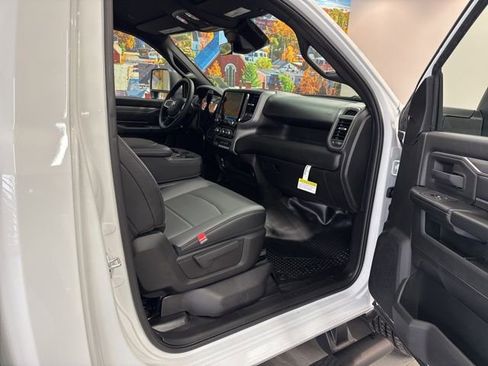 New 2026 RAM 3500 Tradesman w/ Chrome Appearance Group image 38