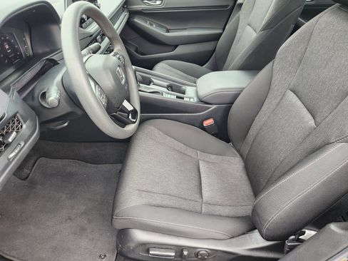 Used 2024 Honda Accord EX image 16