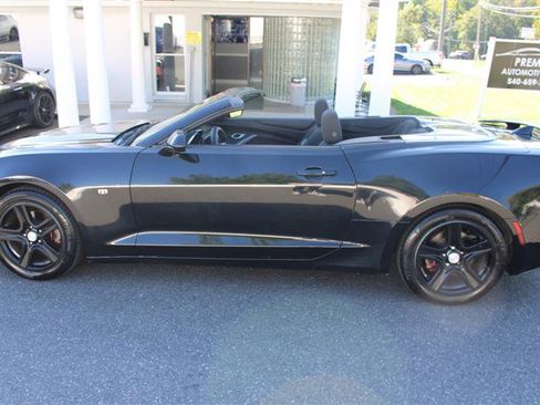 Used 2019 Chevrolet Camaro LT image 5