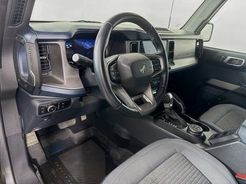 Used 2023 Ford Bronco Outer Banks w/ Sasquatch Package AWD/4WD image 9
