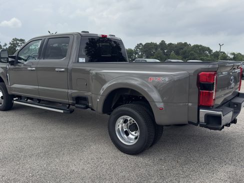 New 2026 Ford F350 Lariat w/ Lariat Premium Package AWD/4WD image 5