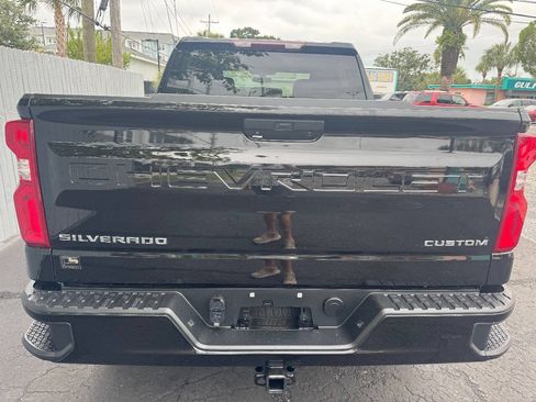 Used 2022 Chevrolet Silverado 1500 Custom Trail Boss AWD/4WD image 15