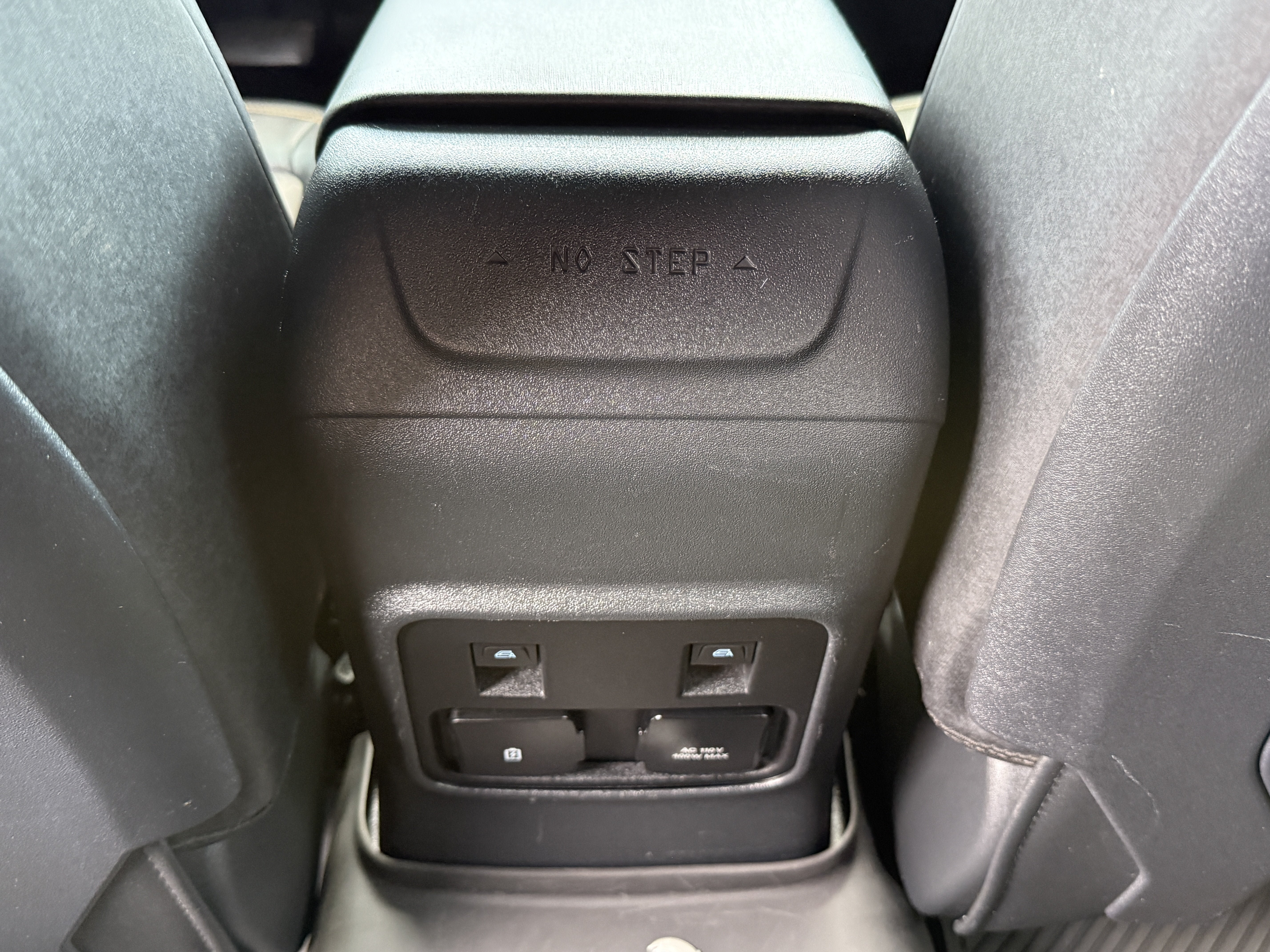 Used 2023 Ford Bronco Badlands AWD/4WD image 17