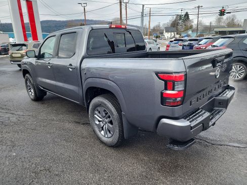 New 2026 Nissan Frontier SV image 6