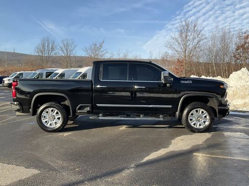 Used 2024 Chevrolet Silverado 2500 High Country image 26