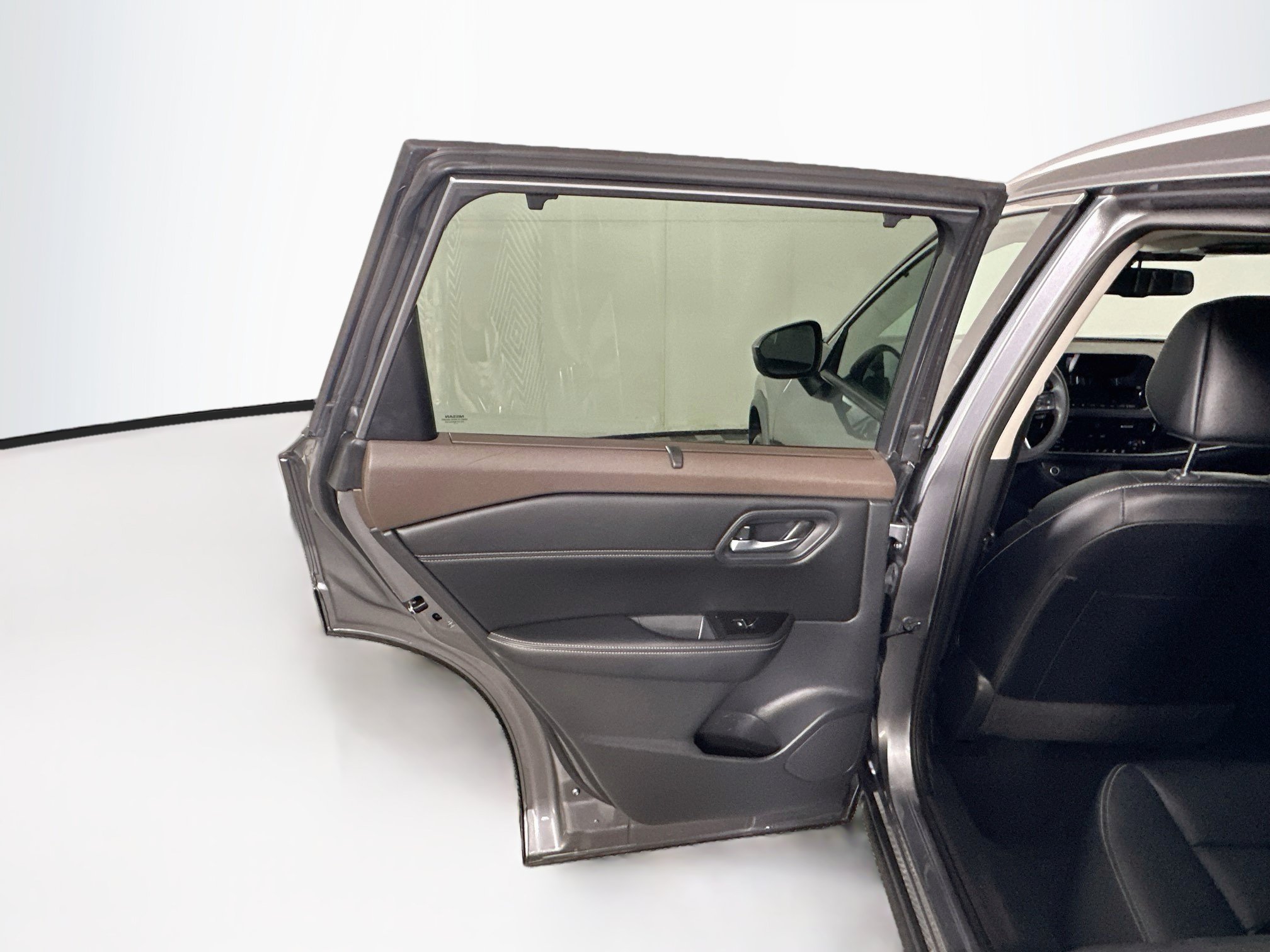 Used 2023 Nissan Rogue SL w/ SL Premium Package FWD image 27